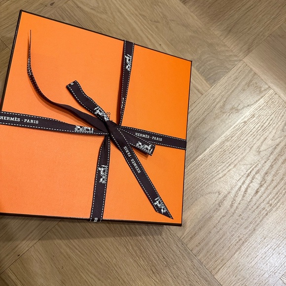 Hermes Kelly Buckle Belt - Gold with Palladium hardware - Picture 10 of 11